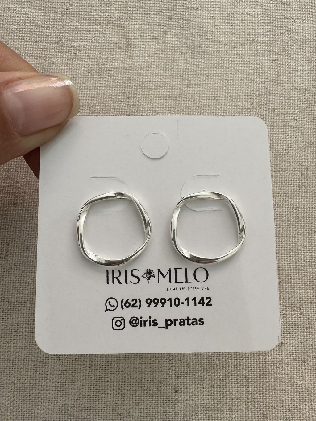 BRINCO CÍRCULO VAZADO ORGÂNICO 