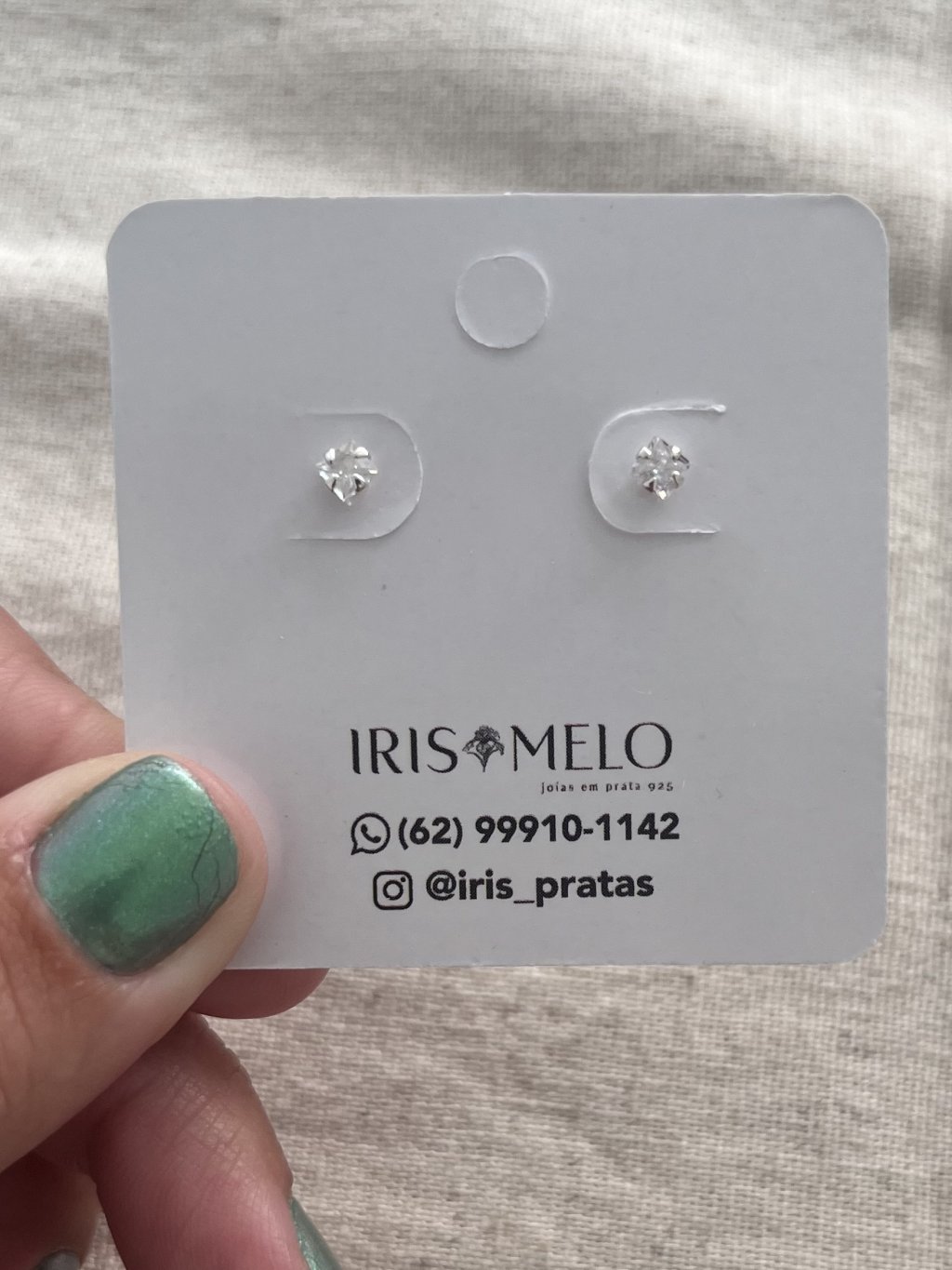 BRINCO QUADRADO PEDRA 3MM 