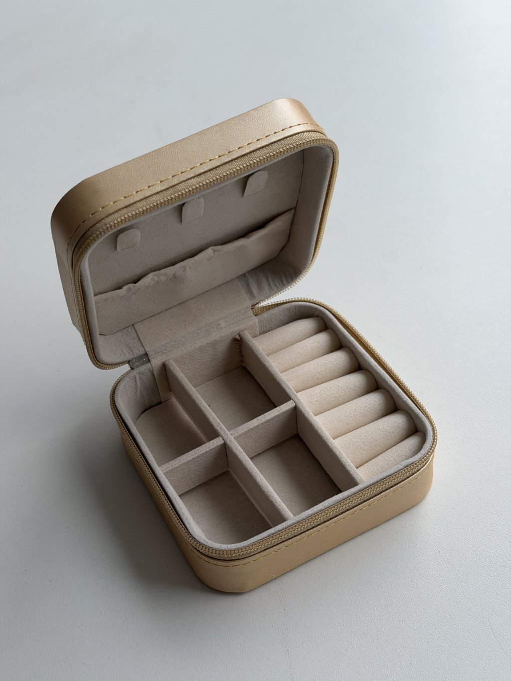 PORTA JOIAS DOURADO P