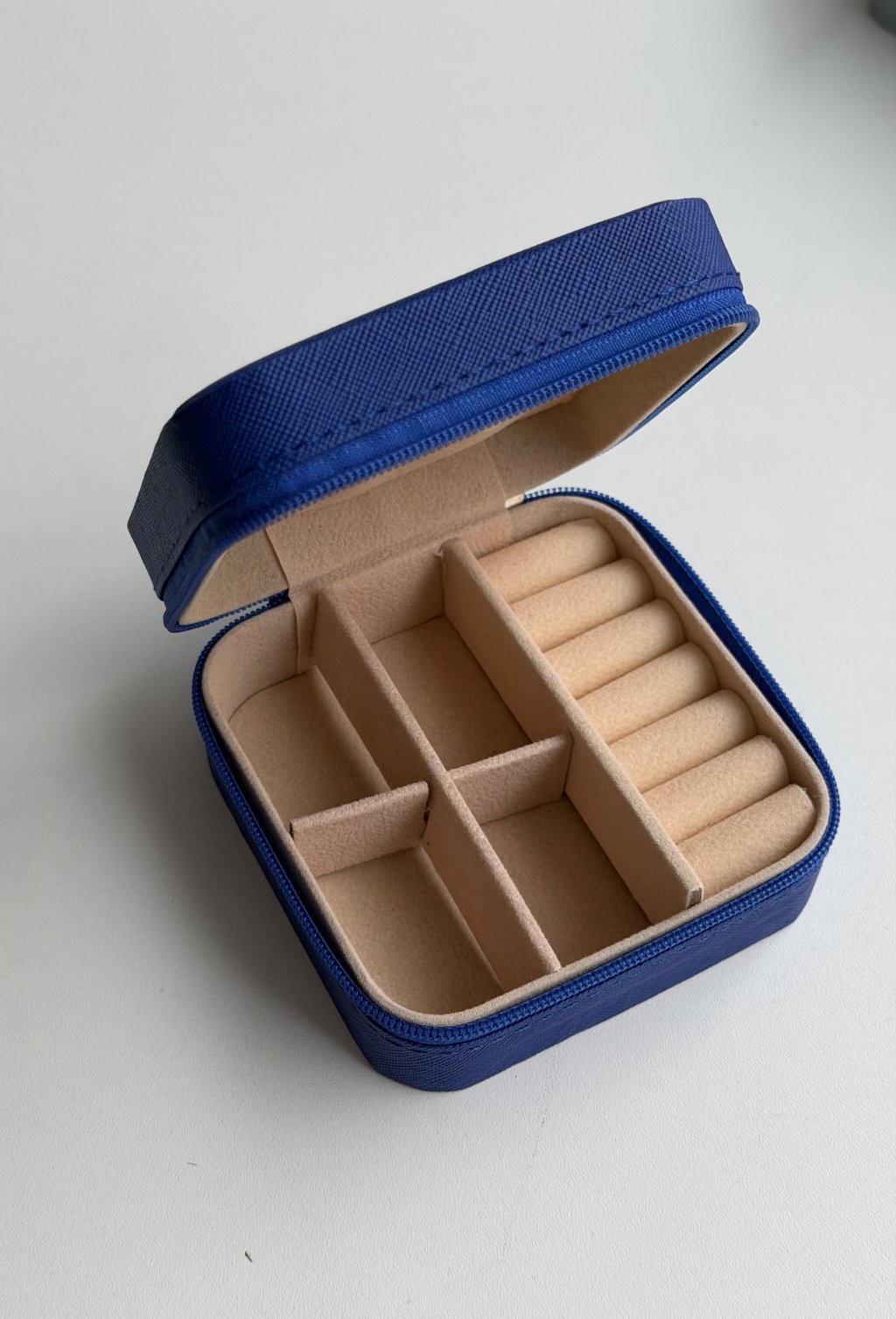 PORTA JOIAS AZUL ESCURO P