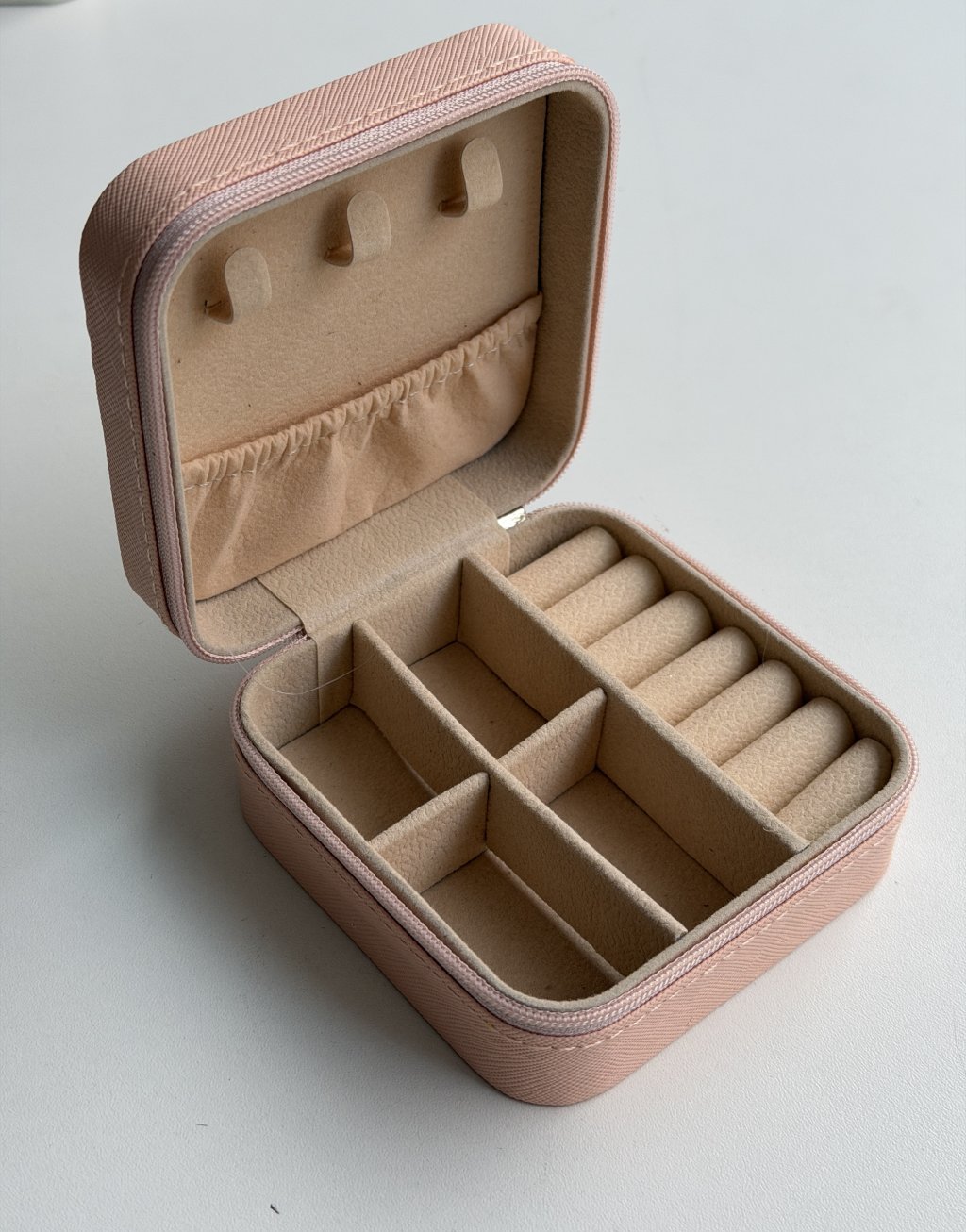 PORTA JOIAS ROSA CLARO P