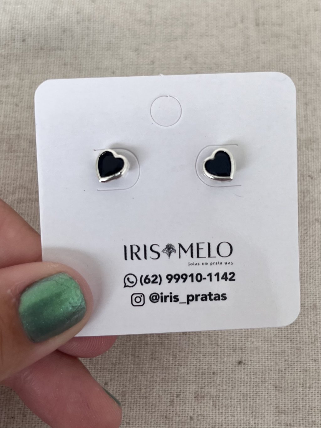 BRINCO CORAÇÃO PEDRA PRETA