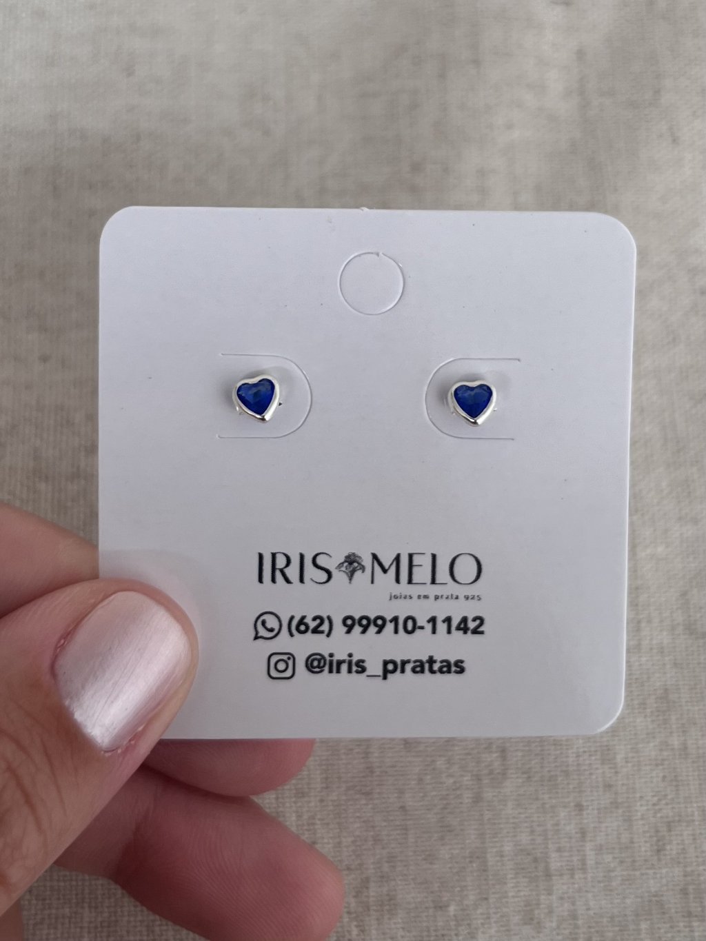 BRINCO BABY CORAÇÃO PEDRA AZUL ESCURO