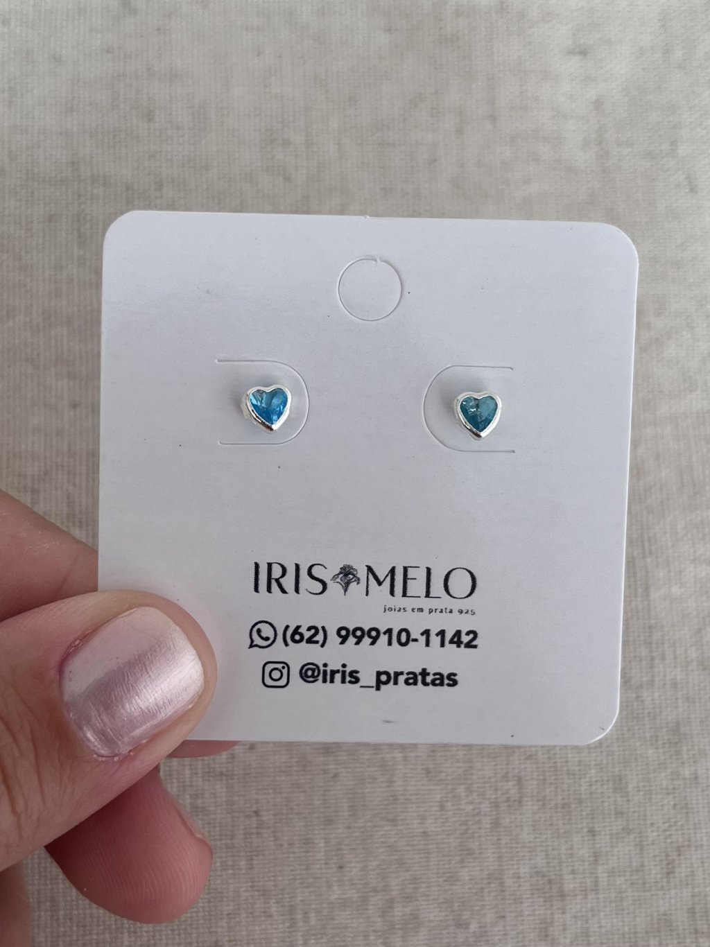 BRINCO BABY CORAÇÃO PEDRA AZUL CLARO