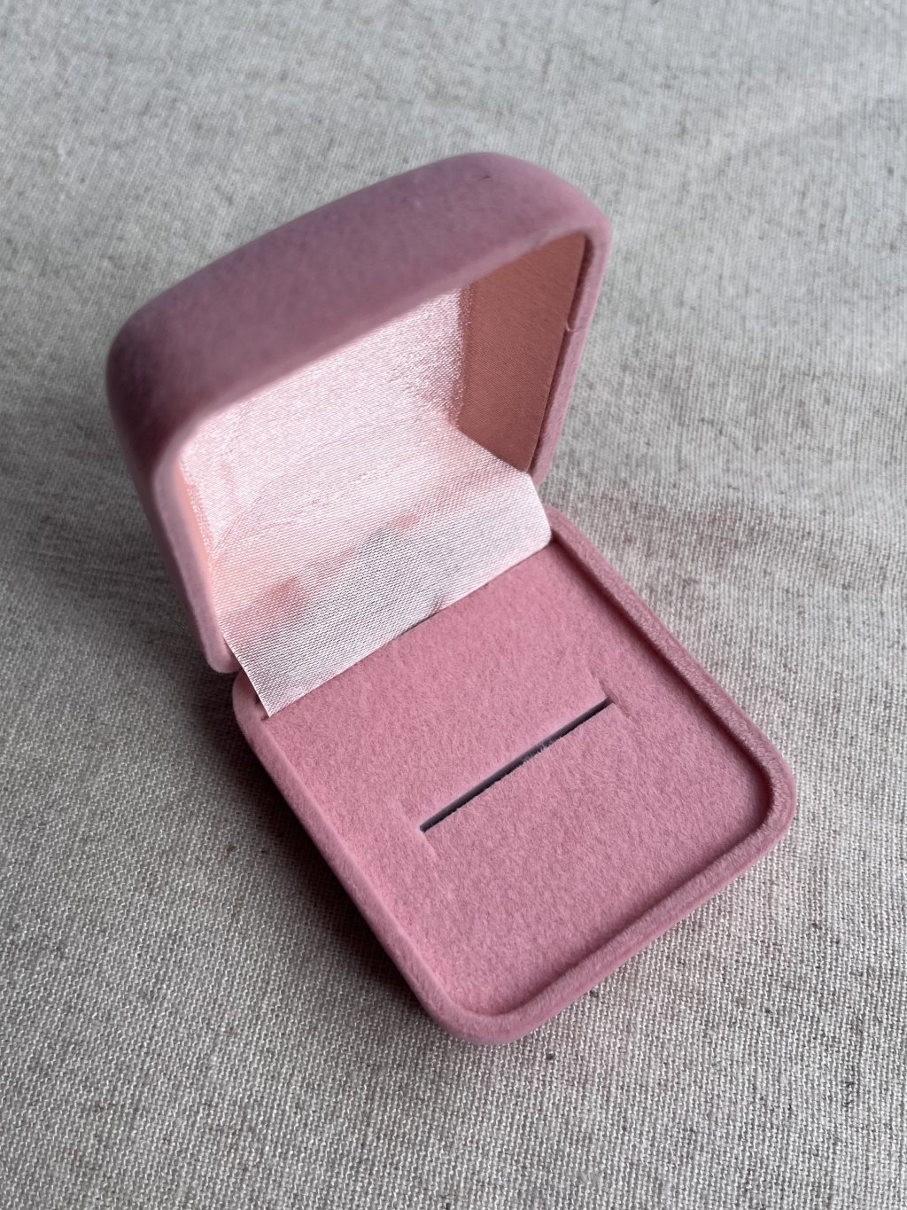 CAIXINHA VELUDO ANEL ROSA