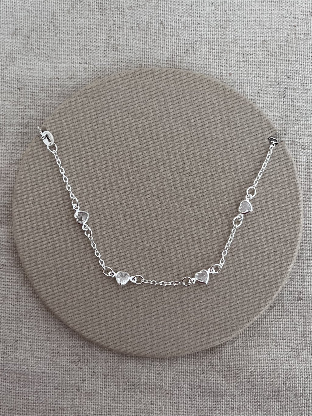 PULSEIRA INFANTIL CORAÇÃO PEDRAS 15CM