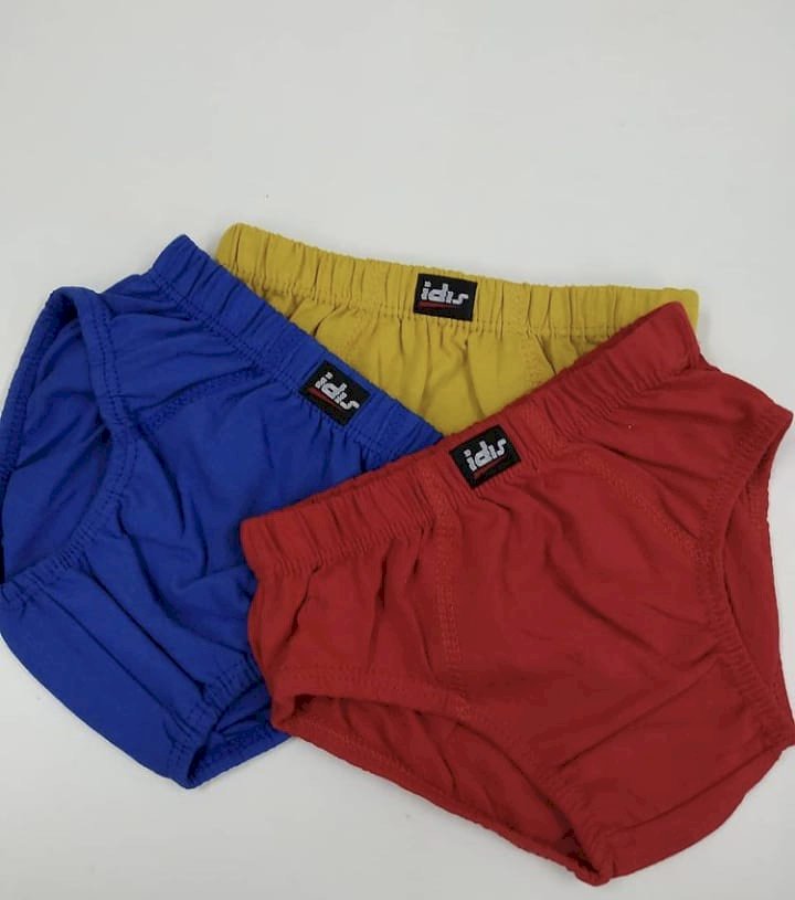 Cueca infantil em algodão