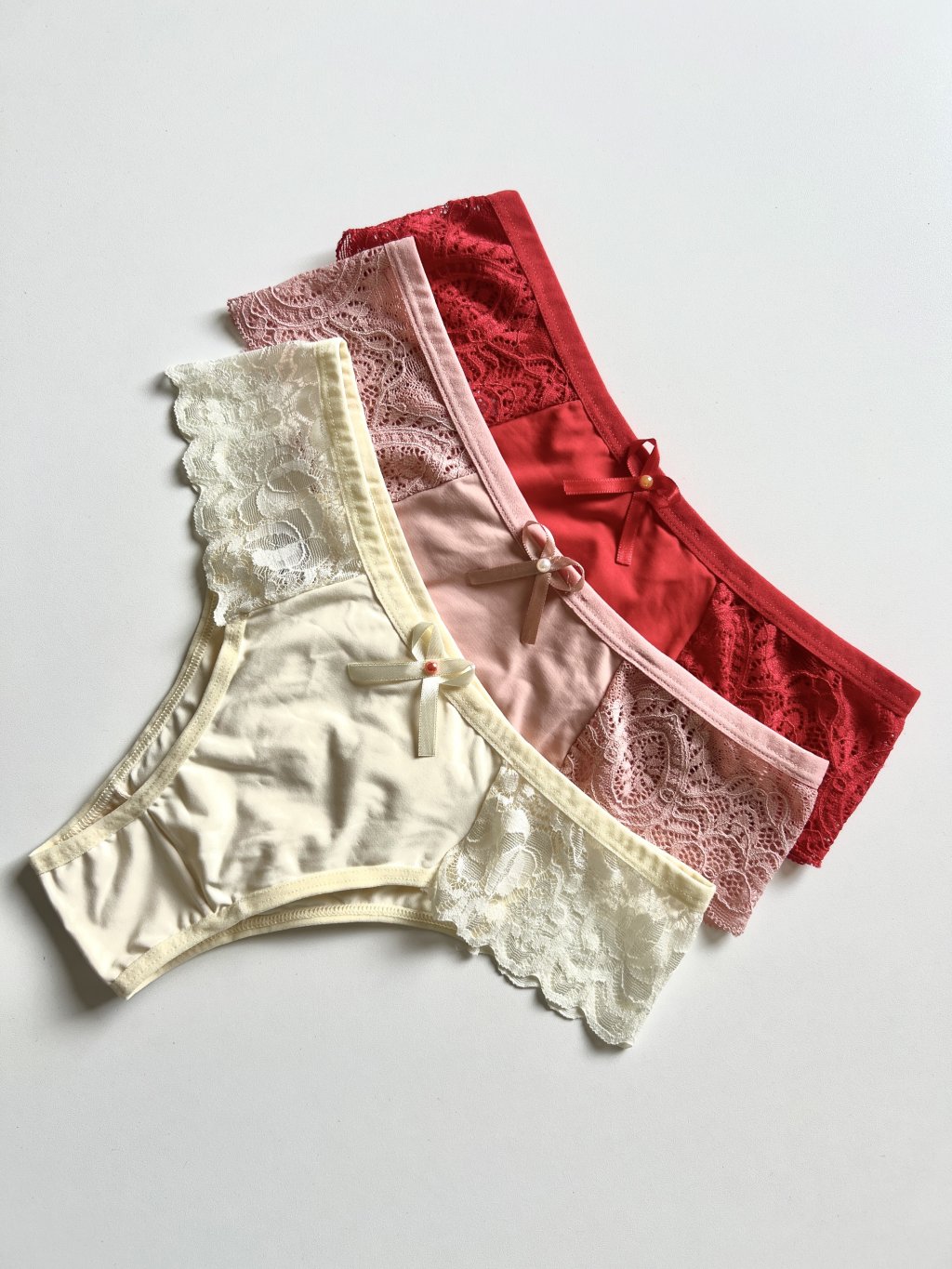 Calcinha renda lado ref.002