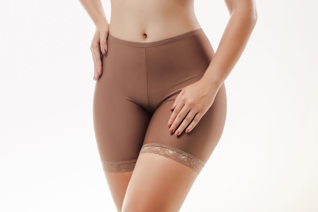 Shorts segunda pele rendinha 