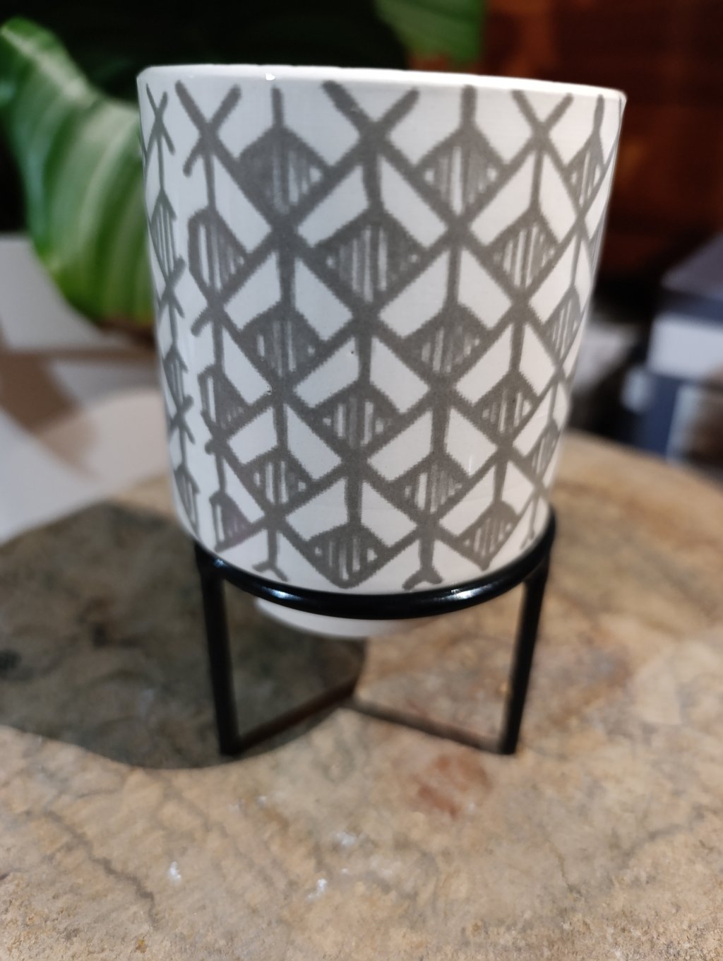 Vaso com suporte (quadradinhos)