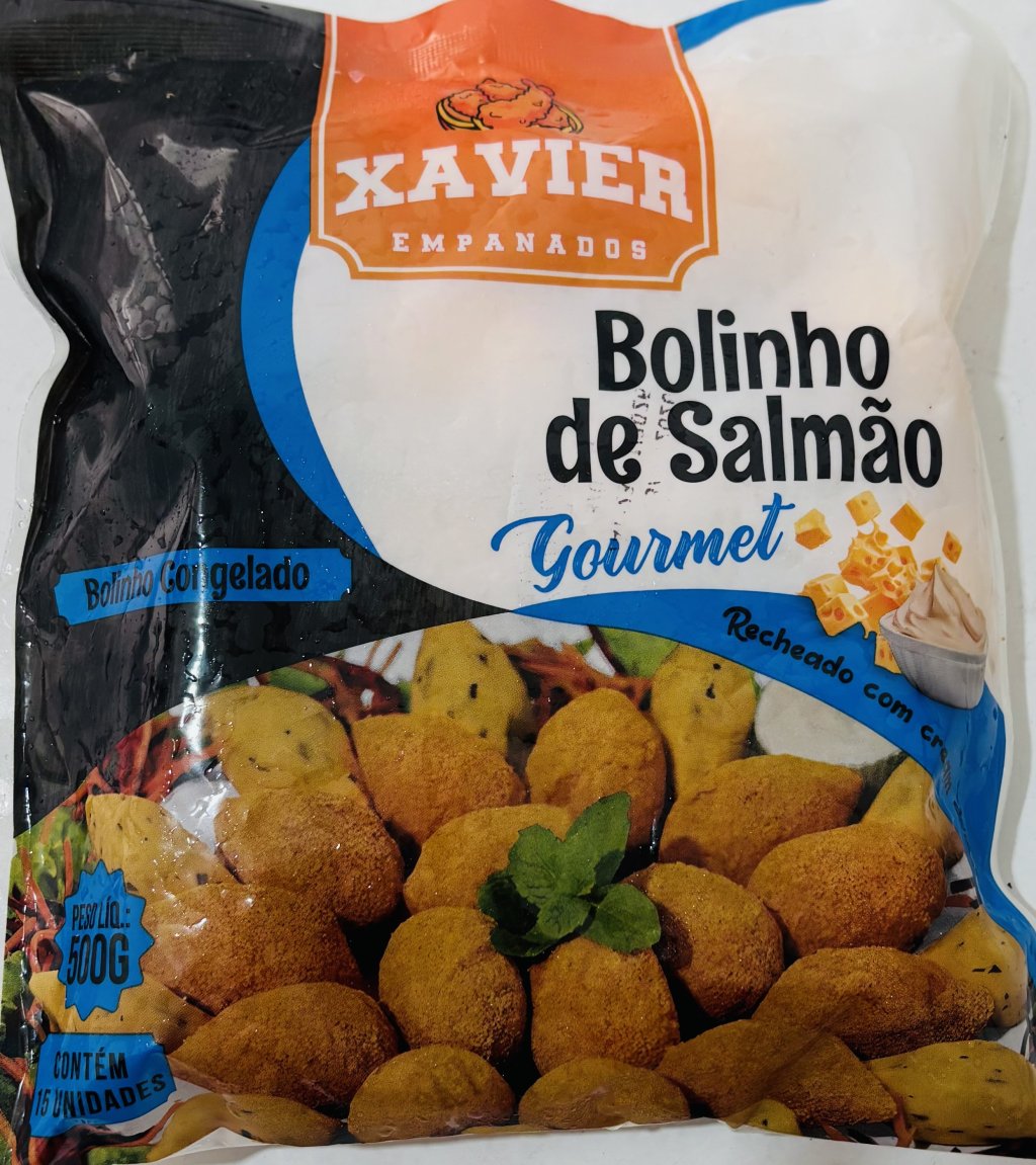 BOLINHO DE SALMÃO COM CREAN CHEESE