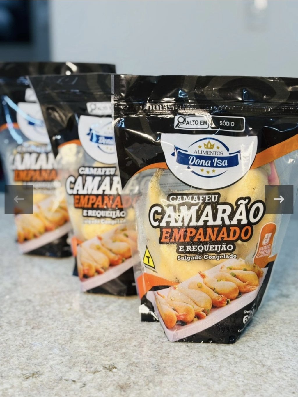 CAMARÃO EMPANADO COM REQUEIJÃO 