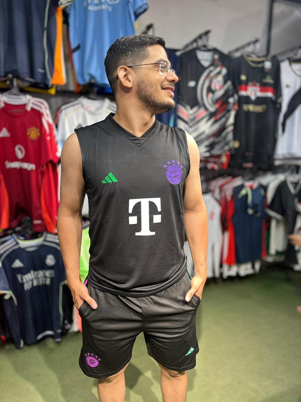 REGATA E SHORT BAYERN DE MUNICH
