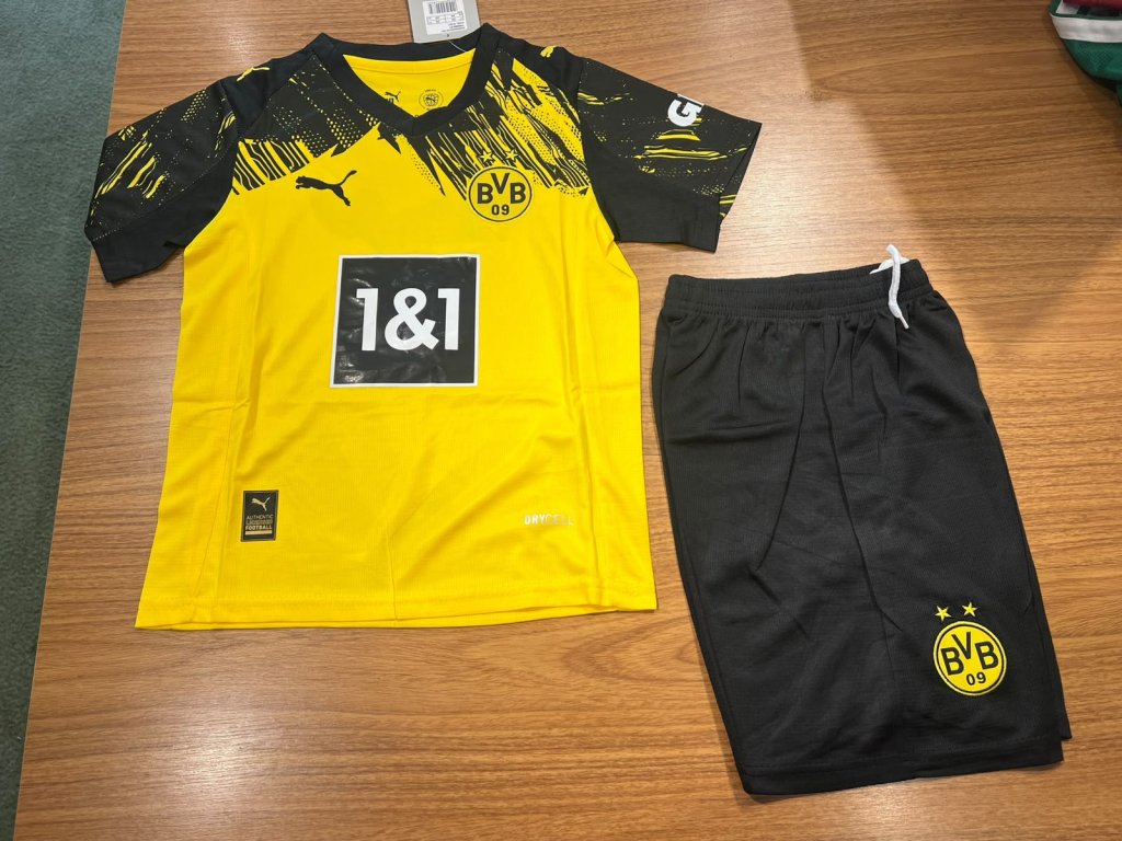 KIT INFANTIL BORUSSIA DORTMUND 2025/26