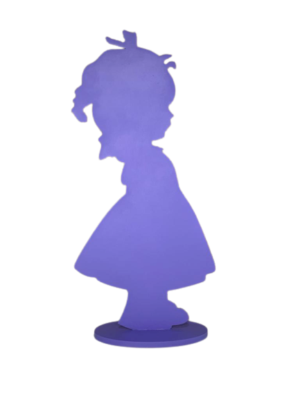 MENINA NA BASE 30CM MDF LILAS 506435