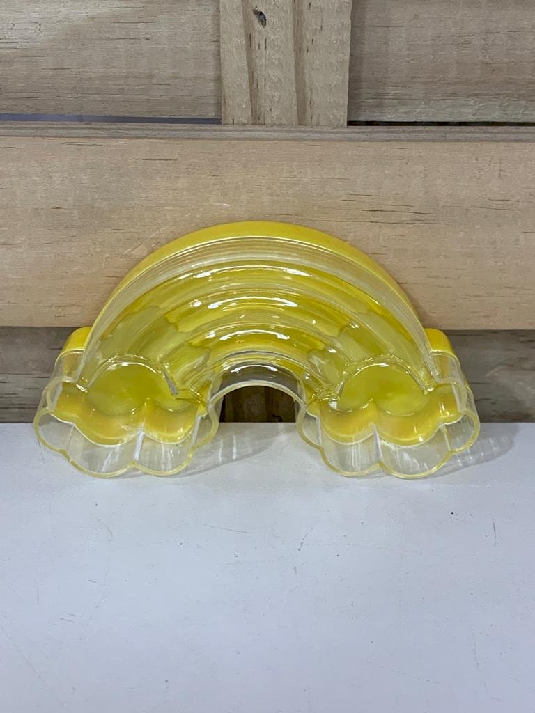 ENFEITE PLASTICO ARCO IRIS AMARELO CP0208 527157