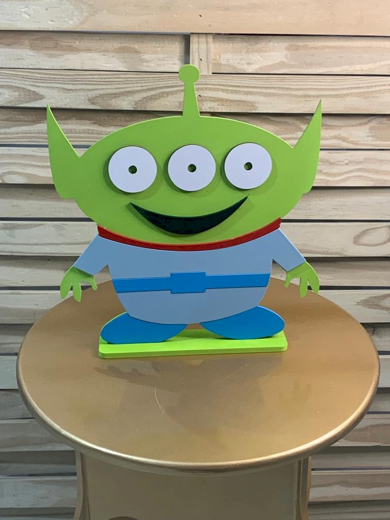 ALIEM NA BASE 30CM MDF 541566