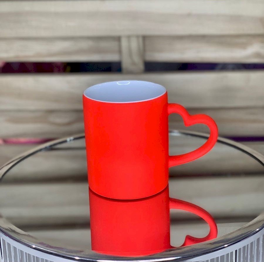 CANECA DE PORCELANA LUMINUS HEARTS VERM 350ML 086653 8665