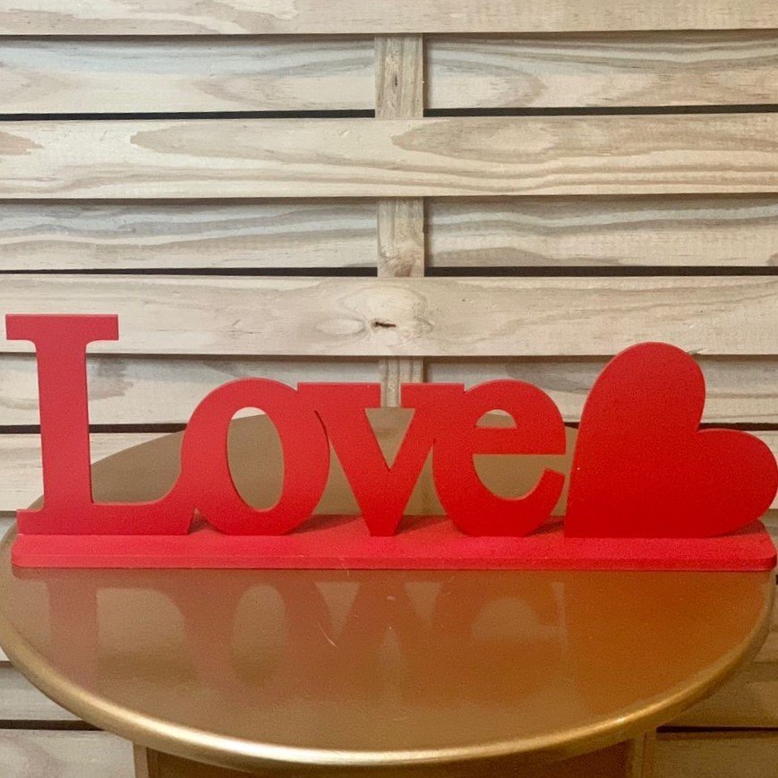 NOME LOVE C/CORACAO MDF 30X12CM NA BASE 518711