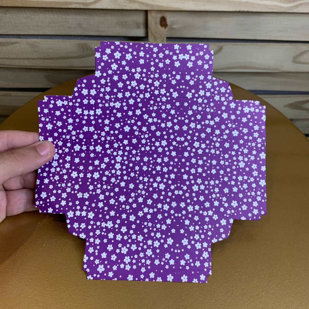 MINI BOLO G COLOR 10X10X10 963669 ROXO/FLOR BRANCO
