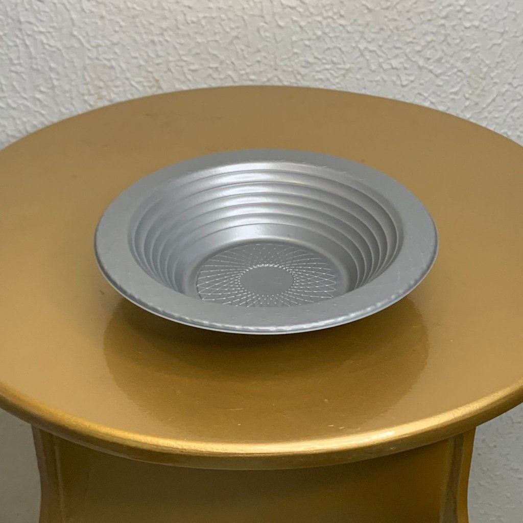 PFPR18 PRATO PLASTICO FUNDO 18CM PRATA 85 194547