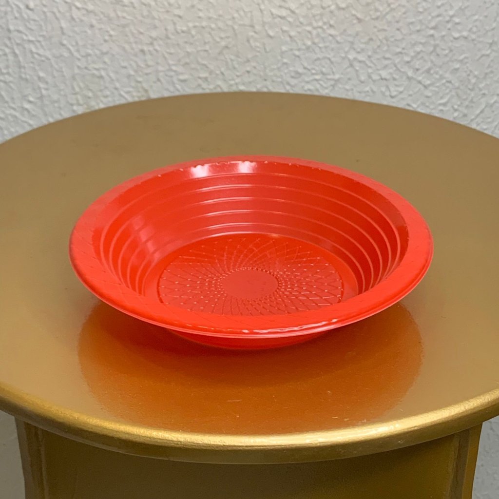 PFVM18 PRATO PLASTICO FUNDO 18CM VERMELHO 92 194646