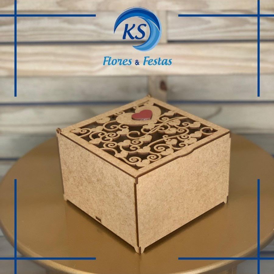CAIXA CRUA 15X15X10 VAZADA COM CORACAO 615625