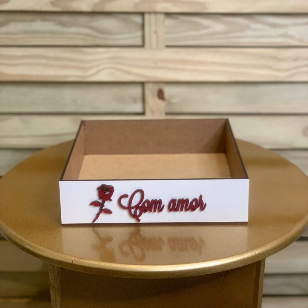 BANDEJA 20X20X5CM C/FRASE MDF VERM/BCO 584204