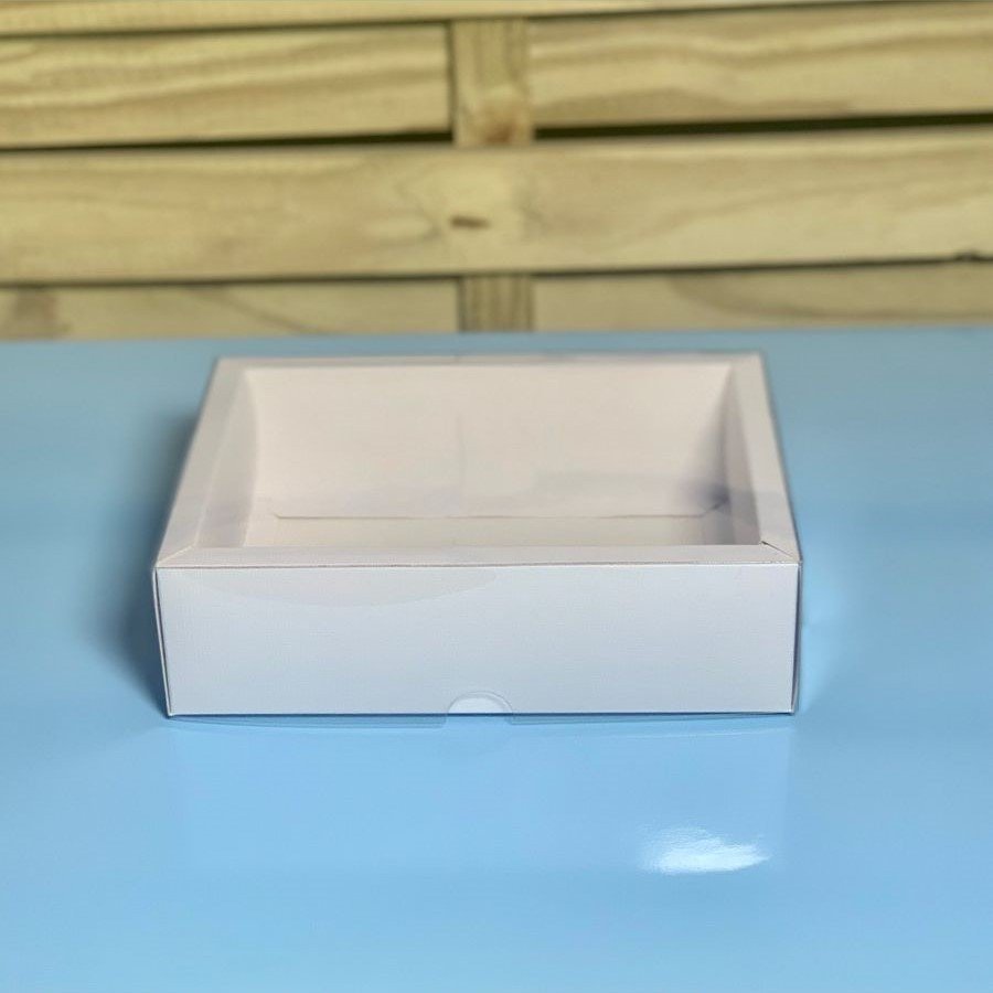 CAIXA ALTA COM MOLDURA 12DOCES BRAN A5XC16XL12CM C/10 132559