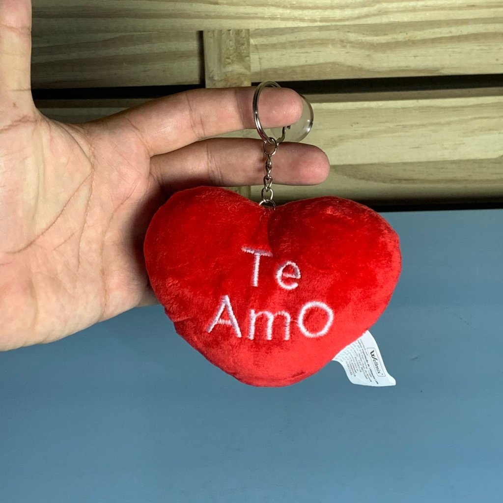 CHAVEIRO DE PELUCIA CORACAO TE AMO VELUDO 12CMX10CM 102402