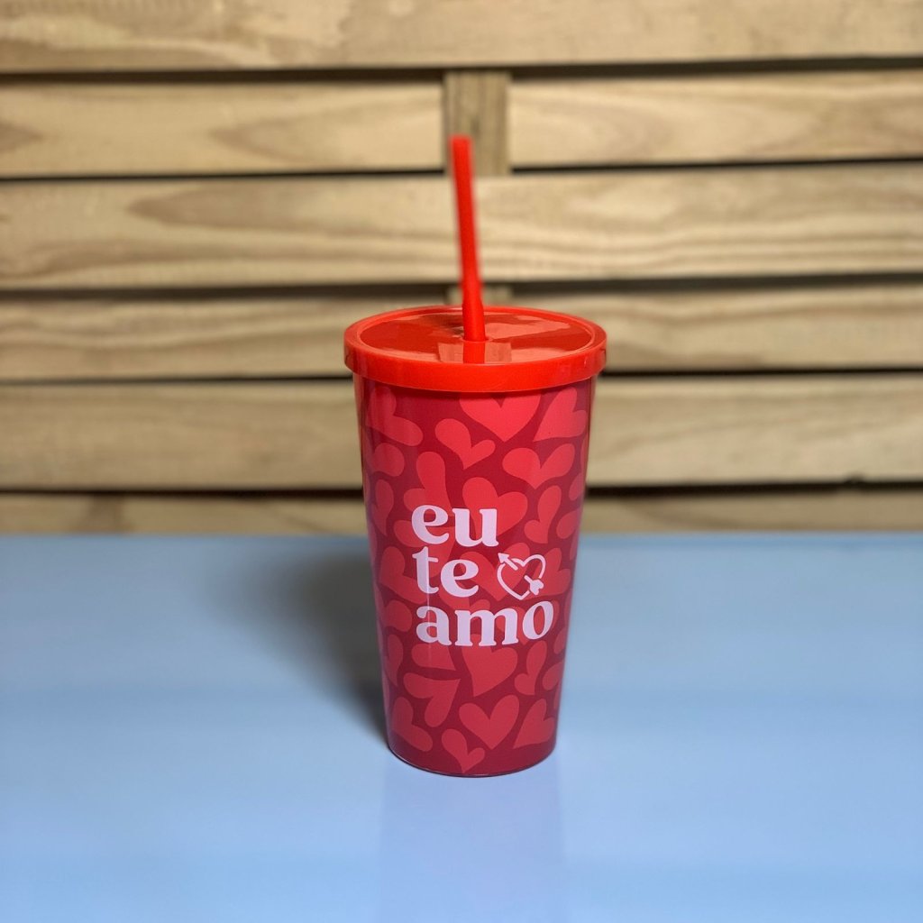 COPO CORACAO COM TAMPA E CANUDO 650ML 906267