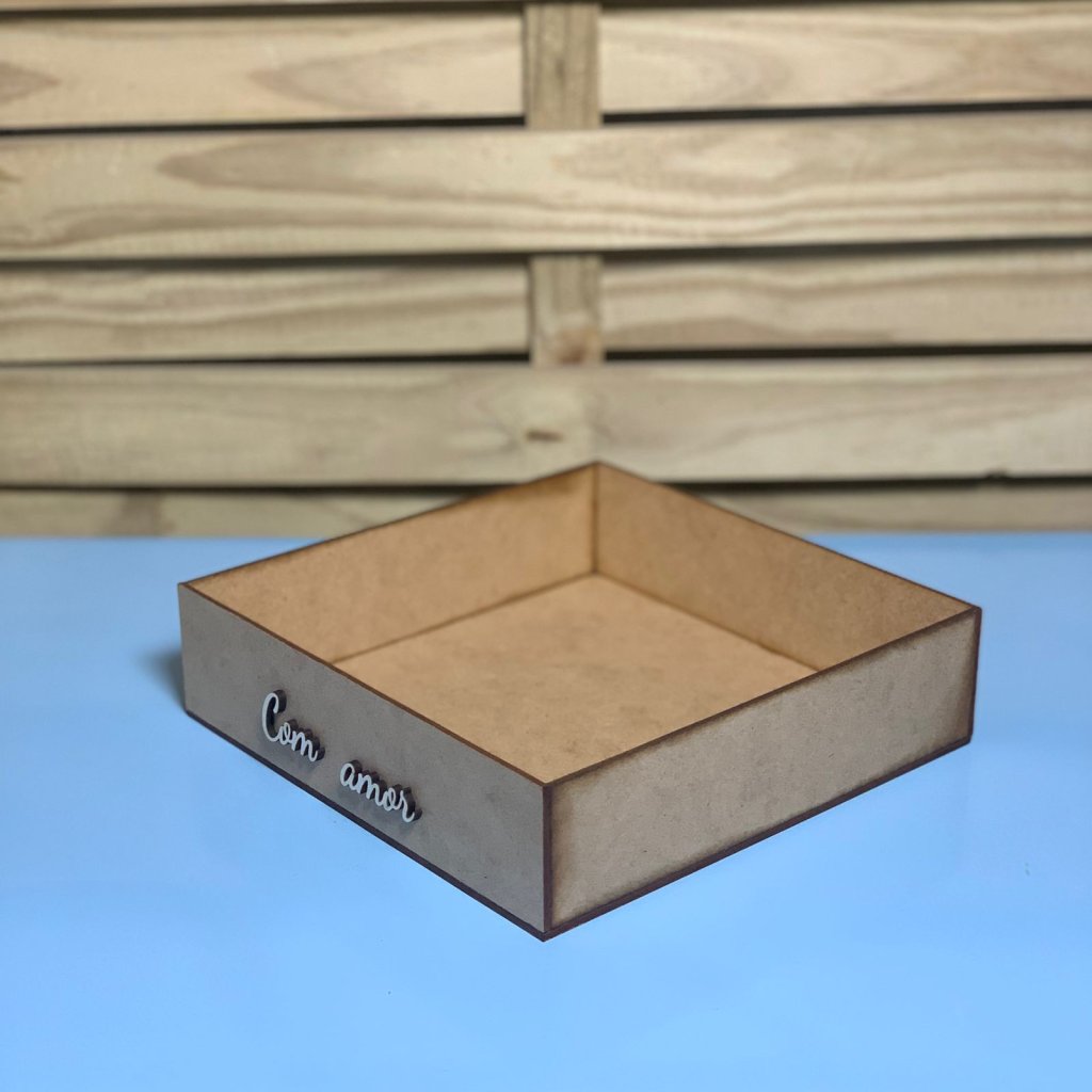 BANDEJA 20X20X5CM MDF CRU C/FRASE APLICADA CRUA 637351