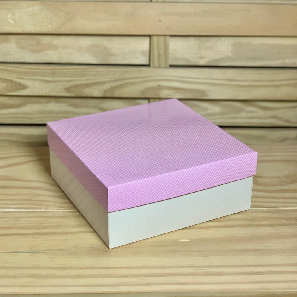 CAIXA QUADRADA M PREMIUM ESTAMPA 01 21X21X8,5CM 404529