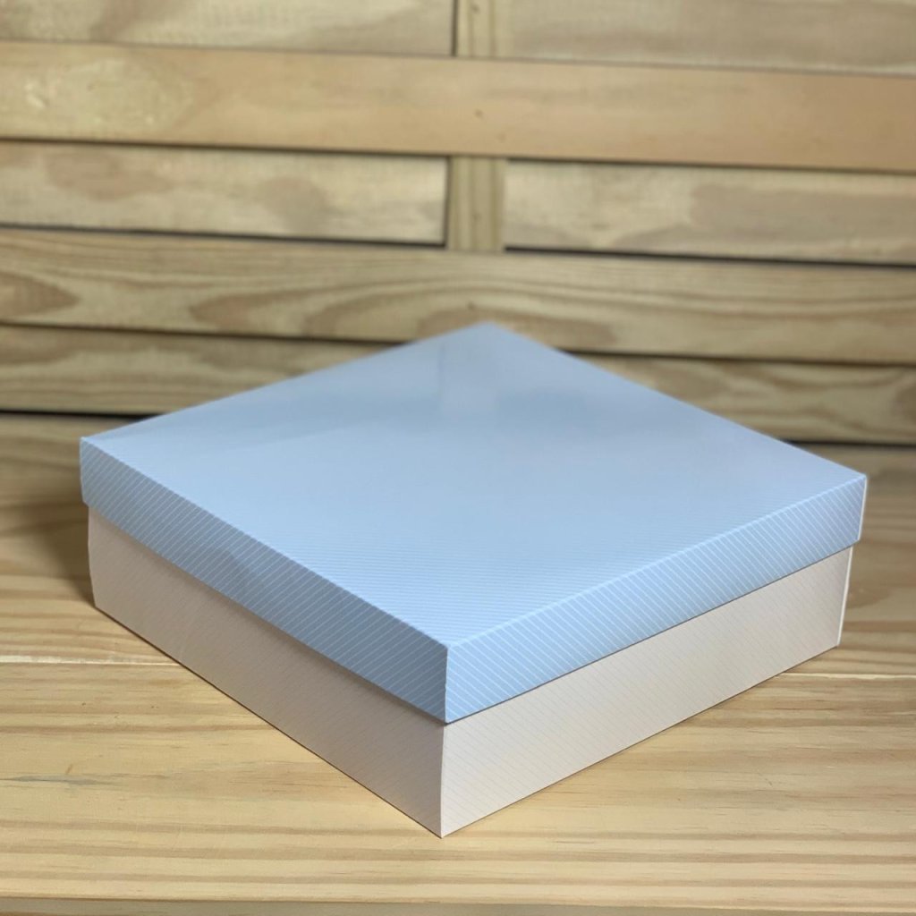 CAIXA QUADRADA G PREMIUM ESTAMPA 02 25X25X8,5CM 404574