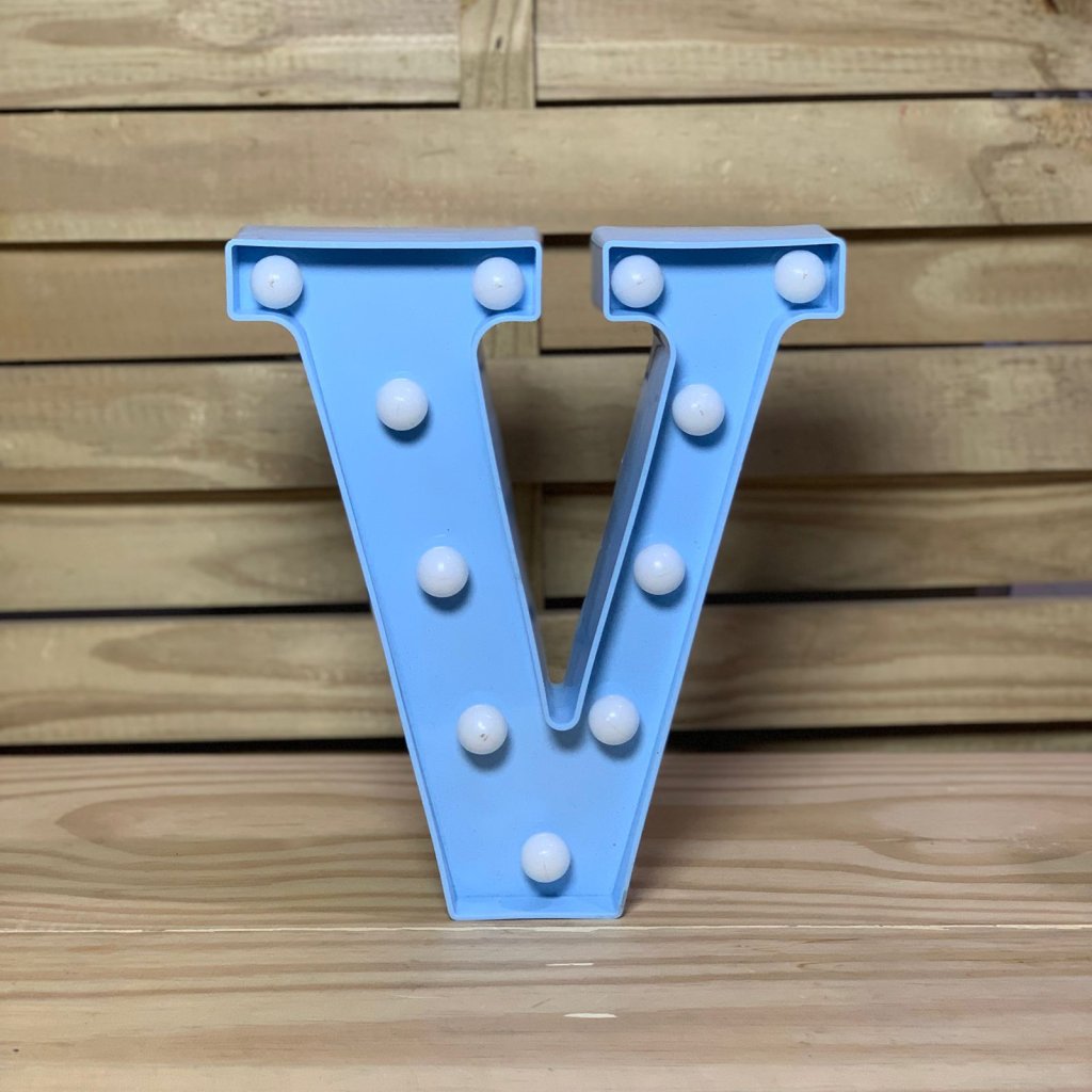 LETRA DE LED PLASTICO 22CM