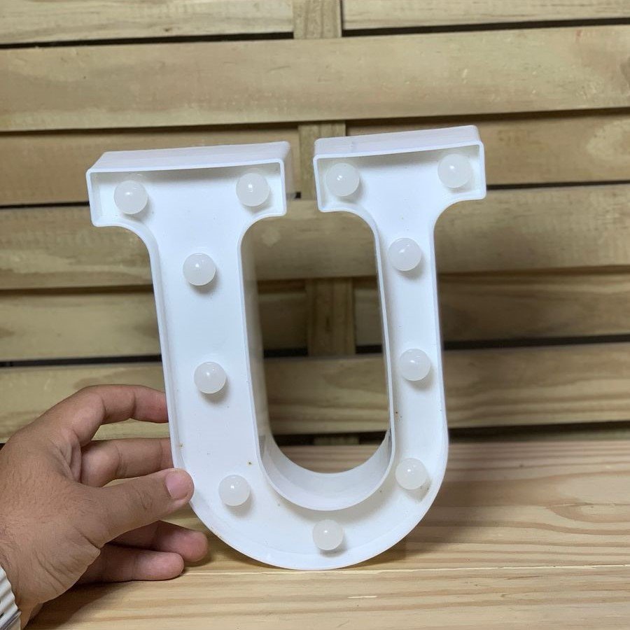 LETRA DE LED PLASTICO 22CM