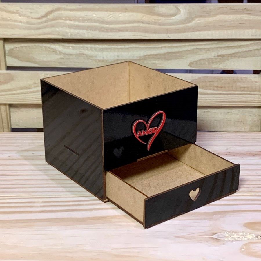 CAIXA 15X15X15CM C/GAVETA MOVEL PINTADA BR/OU/VM/PRETO 599956