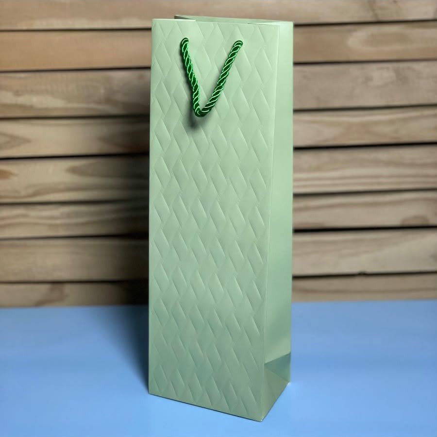 SACOLA PARA PRESENTE DE PAPEL 