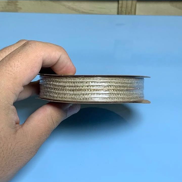 FITA DE JUTA COM FIO LUREX  