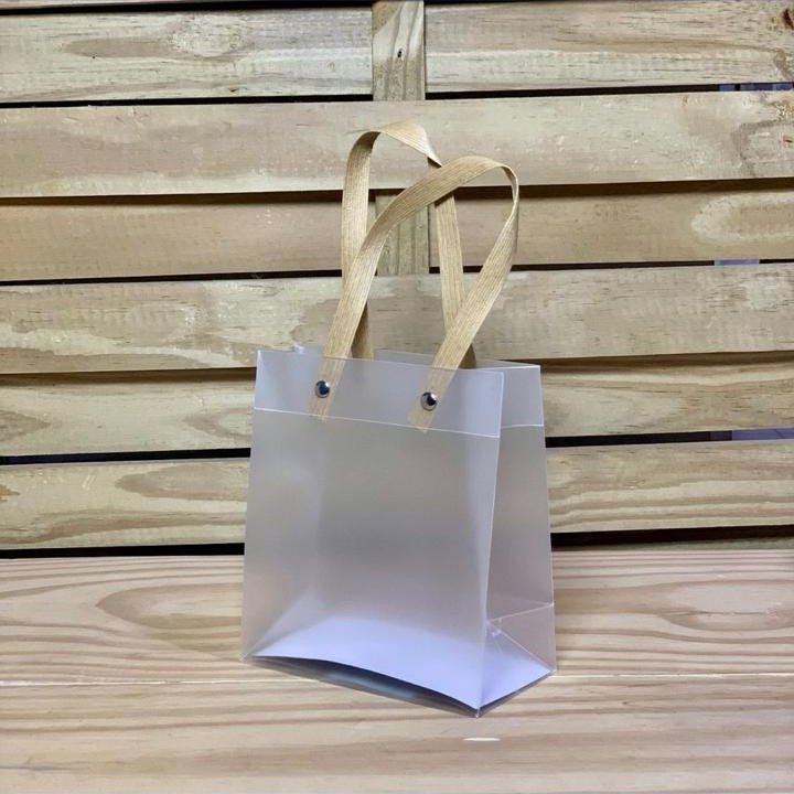 ENFEITE PLASTICO SACOLINHA ALCA 13,5X7X15CM 573055