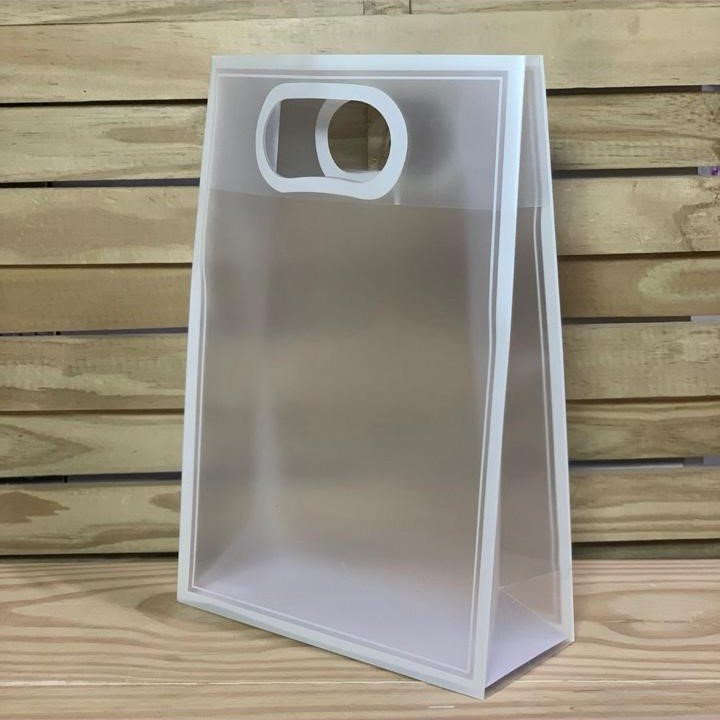SACOLA PARA PRESENTES EM POLIPROPILENO 35X24X10CM 270545