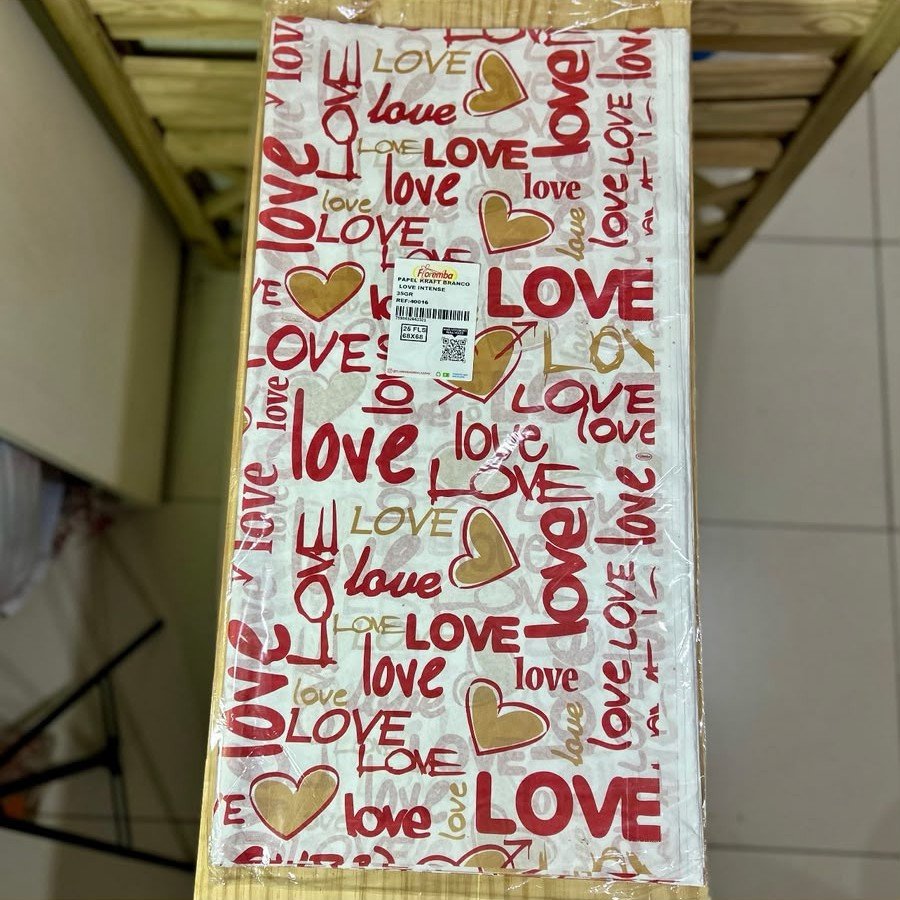 PAPEL KRAFT BRANCO LOVE INTENSE 25FLS 68X68 643321