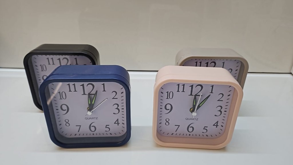 DESPERTADOR PLAST 6913