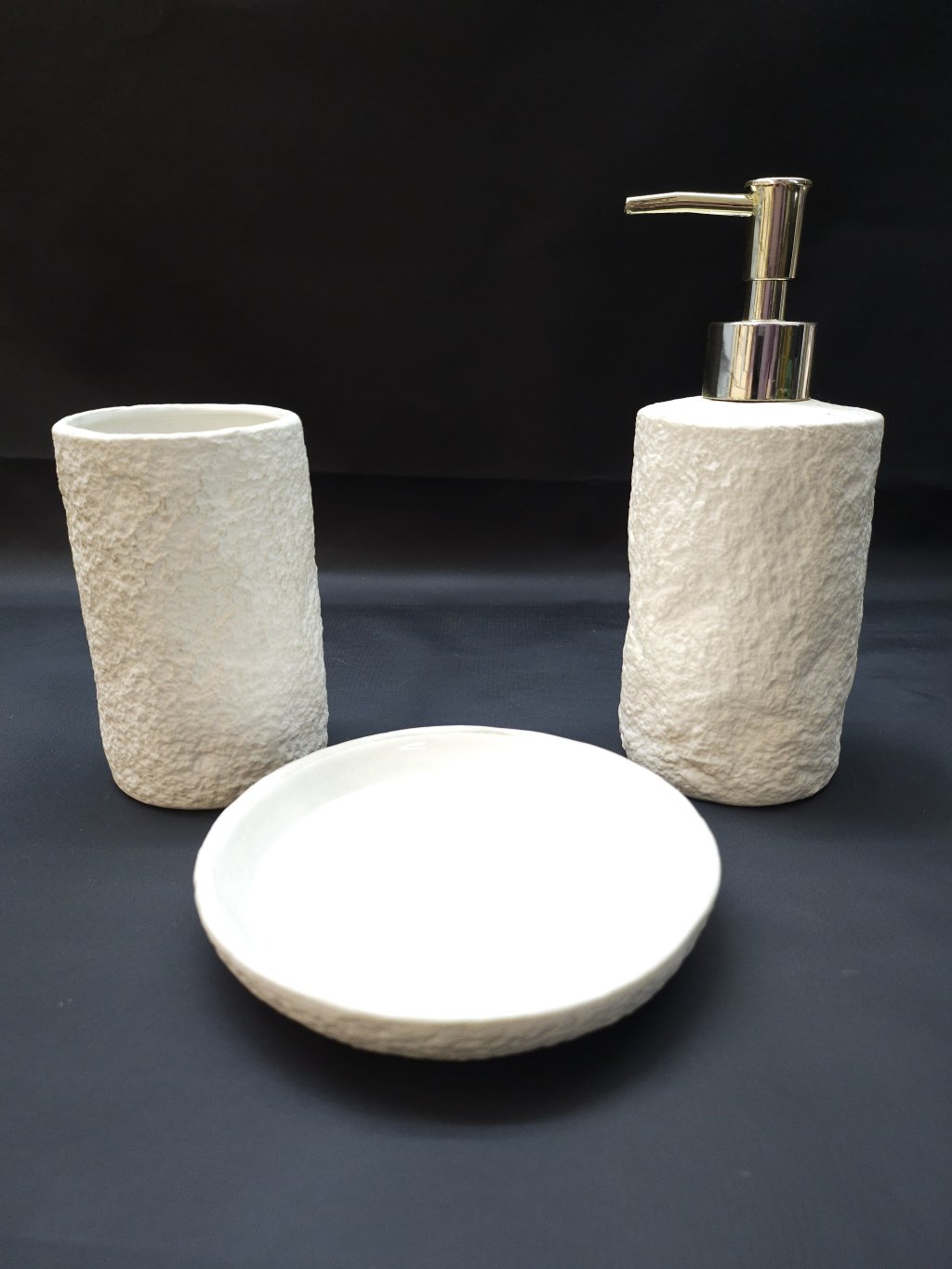 JOGO DE BANHEIRO COM 3 PEÇAS GF4021