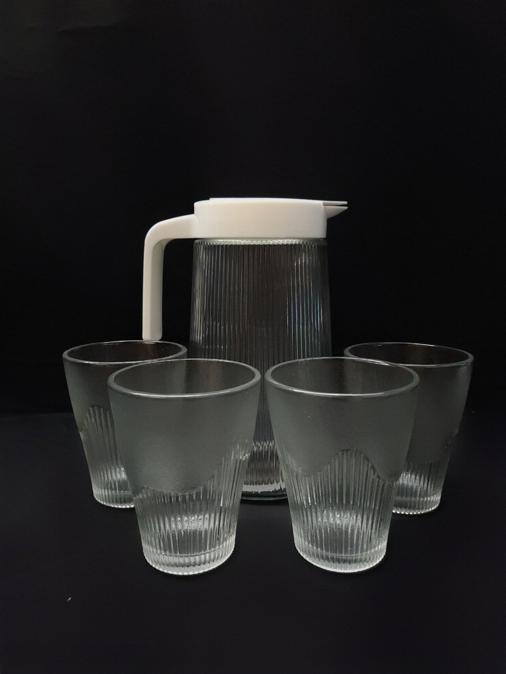 JARRA DE VIDRO COM 4 COPOS FUT317