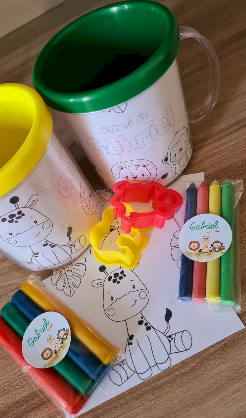 CANECA PERSONALIZADA PARA COLORIR 