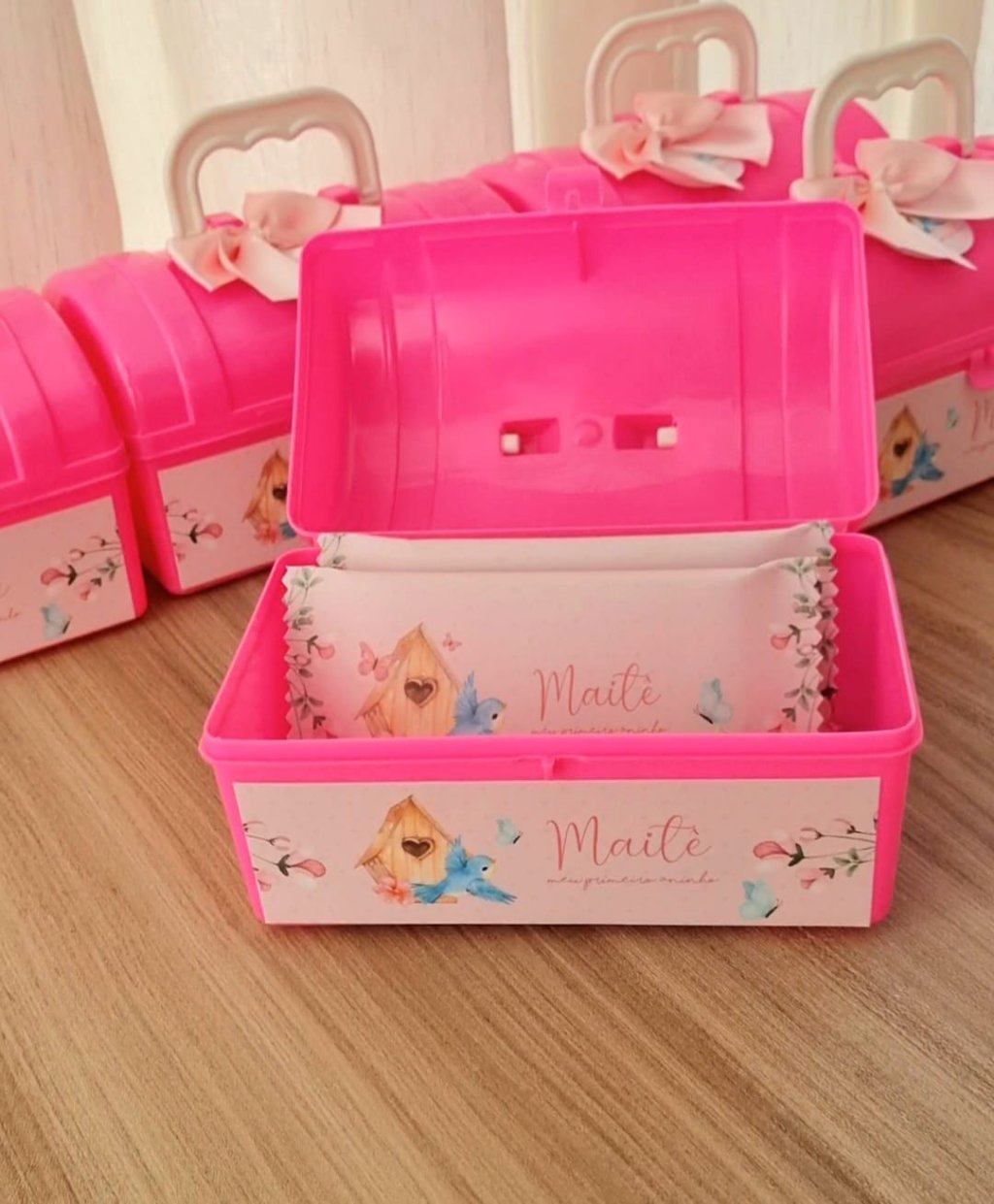 KIT MALETINHA PERSONALIZADA COM GULOSEIMAS 