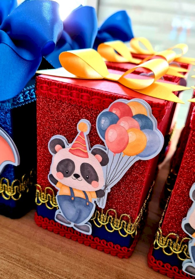 KIT PERSONALIZADOS  - 50 ITENS LINHA TRADICIONAL