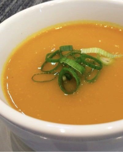 Sopa de Abóbora com alho poró (27 cal.)