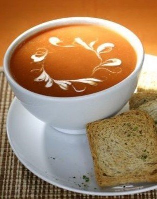 Sopa de Tomate (83 cal.)